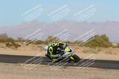 media/Dec-04-2022-CVMA (Sun) [[e38ca9e4fc]]/Race 9 Supersport Middleweight Shootout/